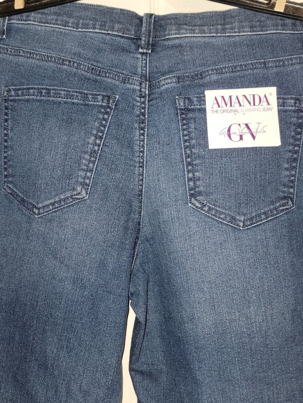 New Gloria Vanderbilt Amanda Slimming Jean in Dark Blue Wash - Picture 5 of 5